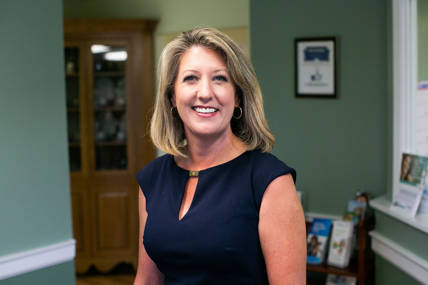 Dr. Lisa Collins Hometown Dental Lancaster dentist Dr. Collins headshot